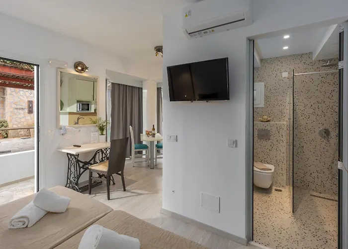 W Suites By Estia